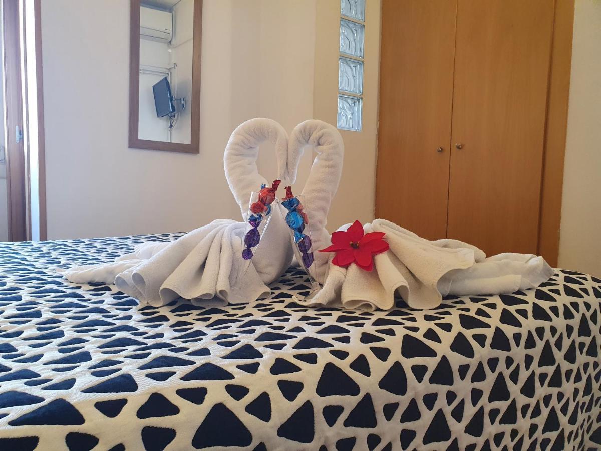 Hostal Rio De Castro Barcelona Zewnętrze zdjęcie