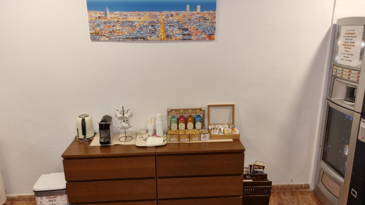 Hostal Rio De Castro Barcelona Zewnętrze zdjęcie