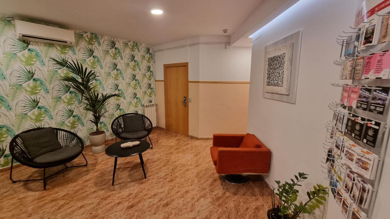 Hostal Rio De Castro Barcelona Zewnętrze zdjęcie