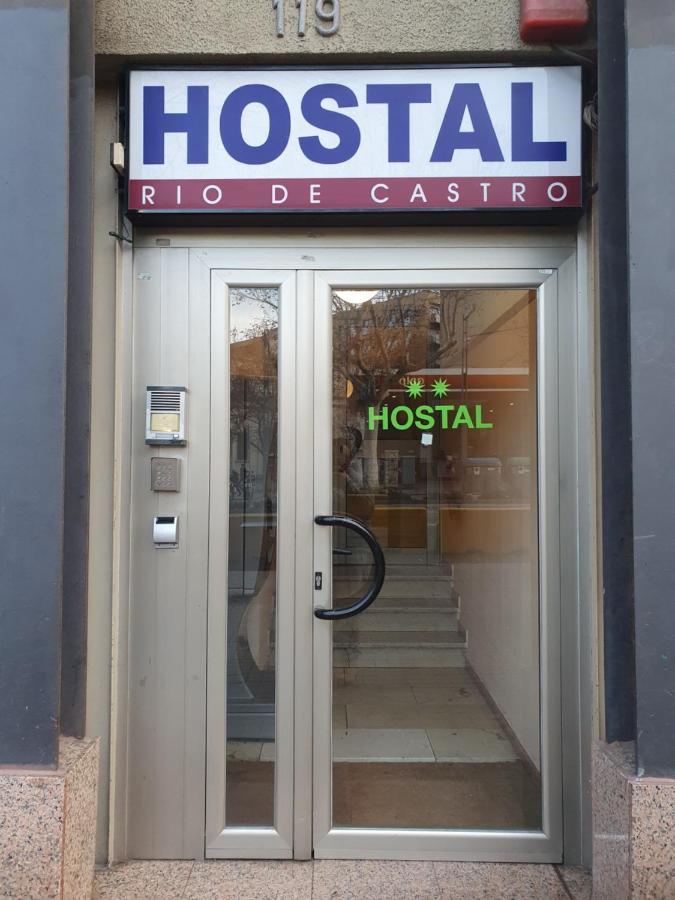 Hostal Rio De Castro Barcelona Zewnętrze zdjęcie