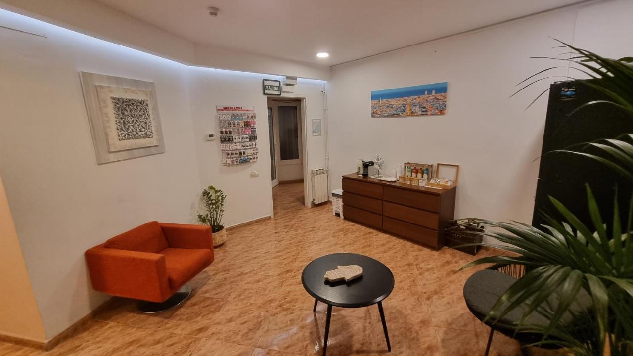 Hostal Rio De Castro Barcelona Zewnętrze zdjęcie