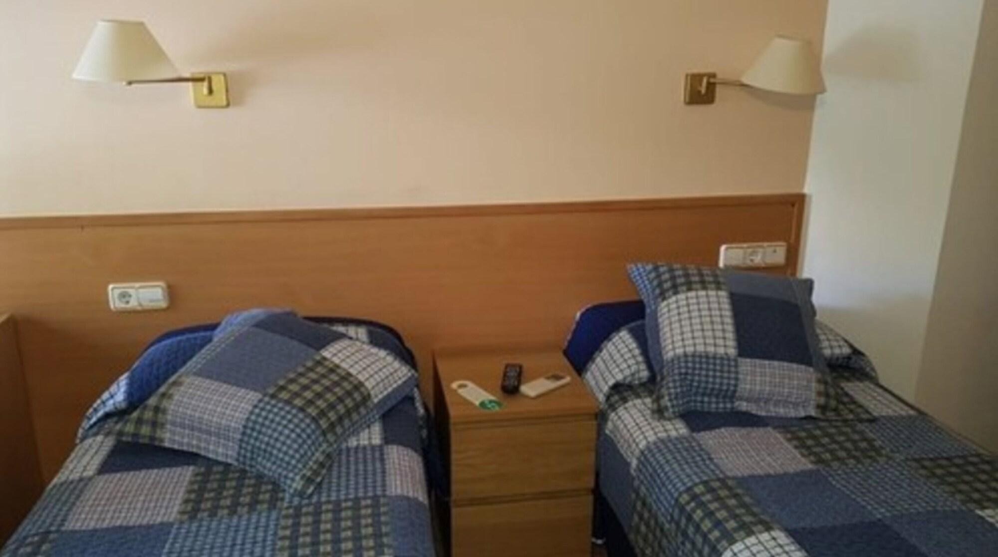 Hostal Rio De Castro Barcelona Zewnętrze zdjęcie