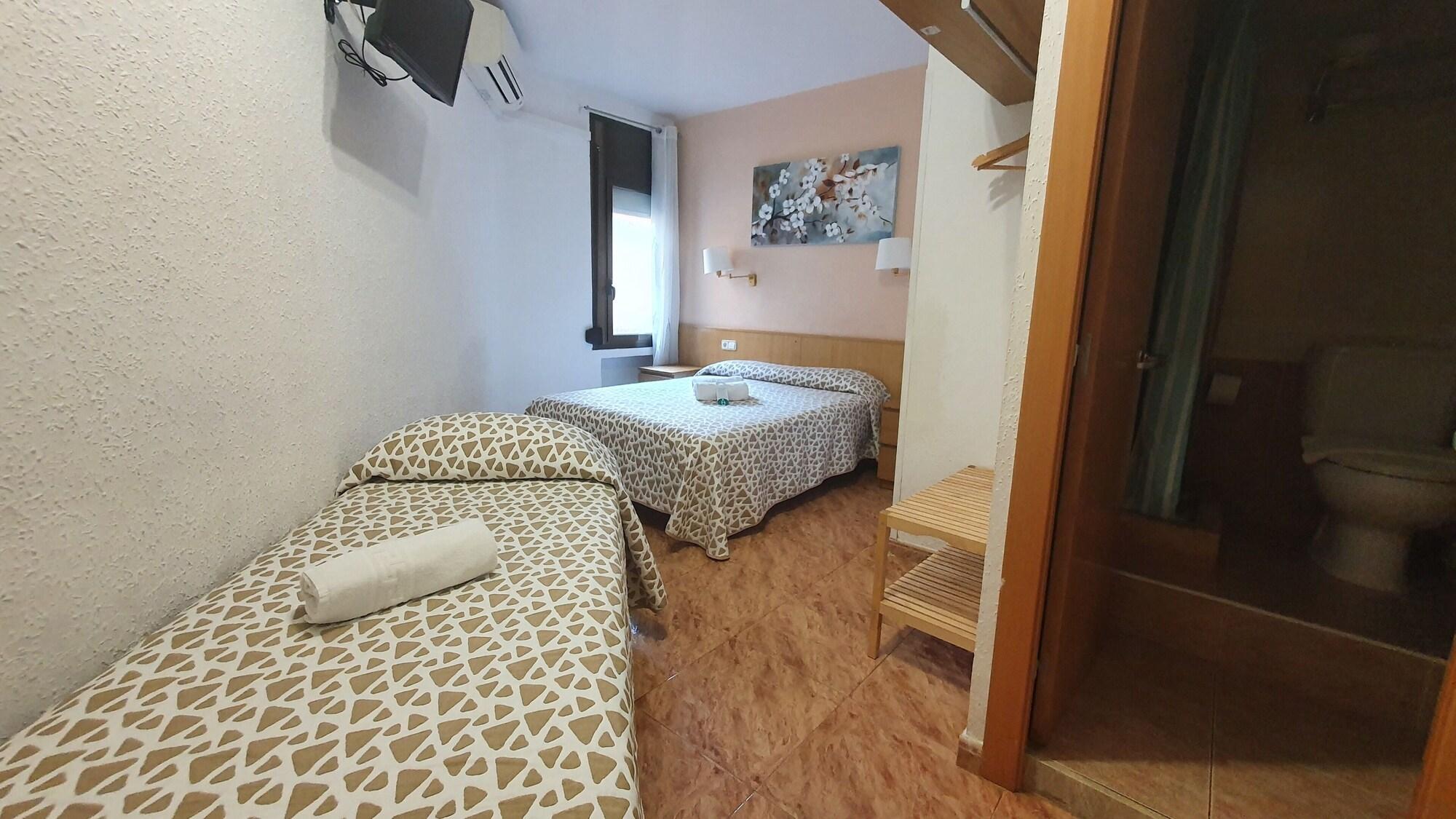 Hostal Rio De Castro Barcelona Zewnętrze zdjęcie