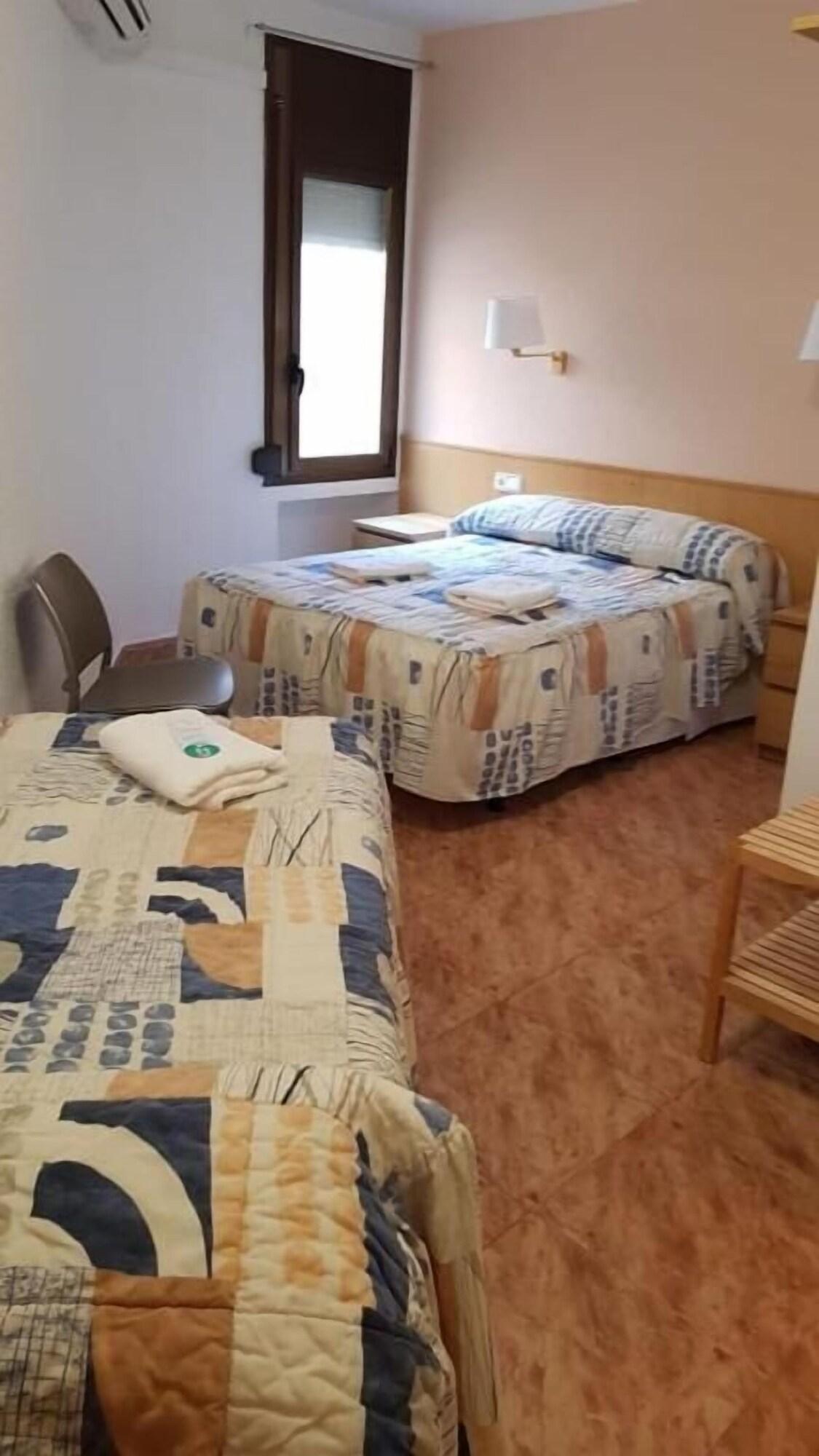 Hostal Rio De Castro Barcelona Zewnętrze zdjęcie