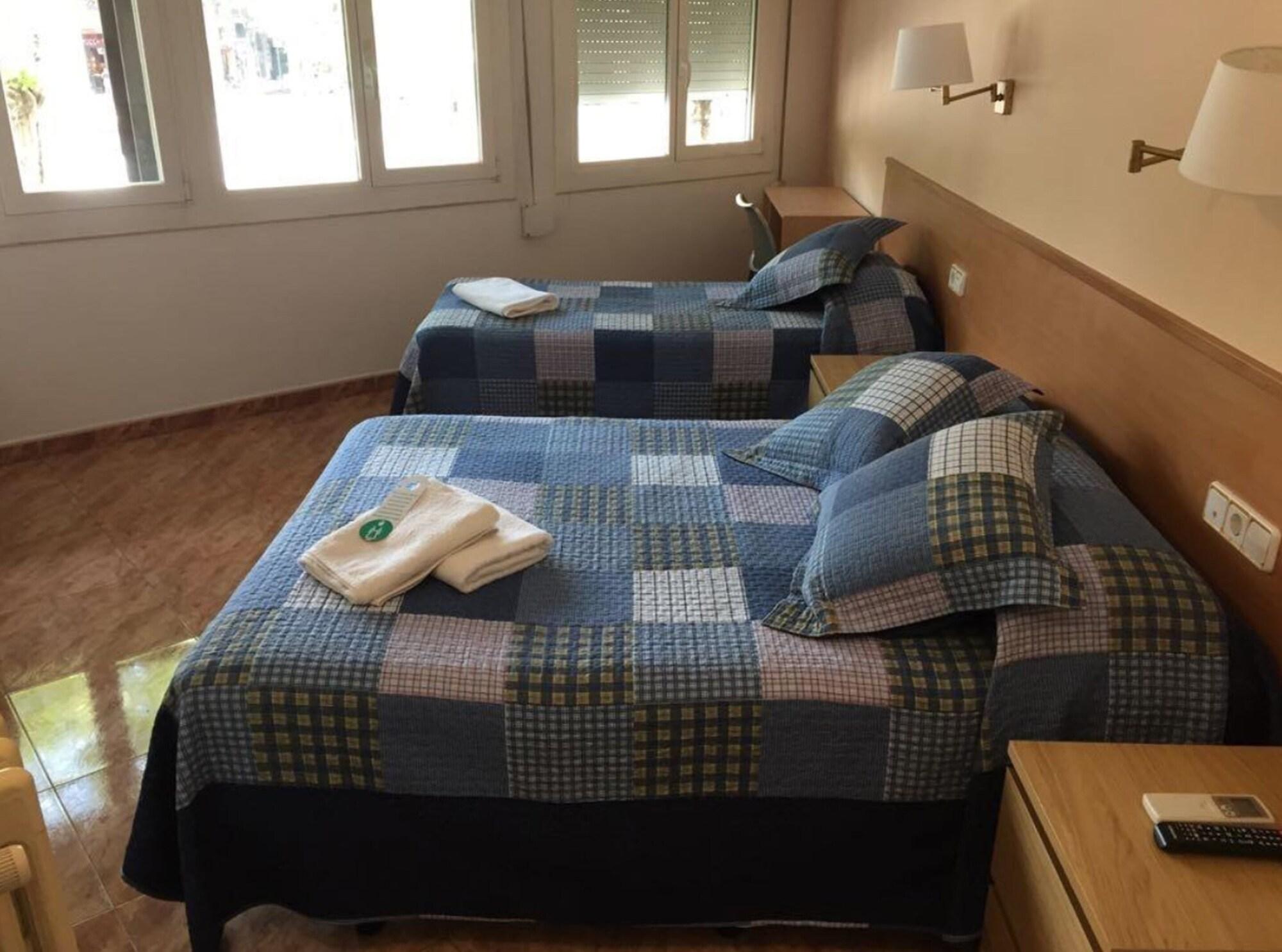 Hostal Rio De Castro Barcelona Zewnętrze zdjęcie